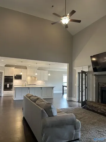 14058 Leafmore Drive Huntsville AL 35803