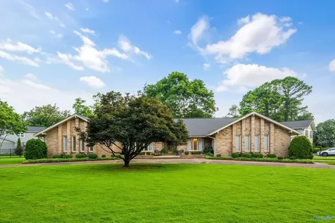 3300 Treemont Street SW Huntsville AL 35801