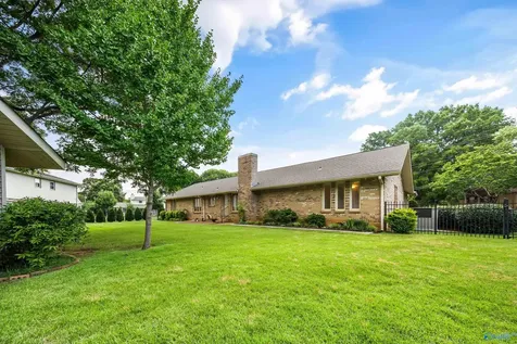 3300 Treemont Street SW Huntsville AL 35801