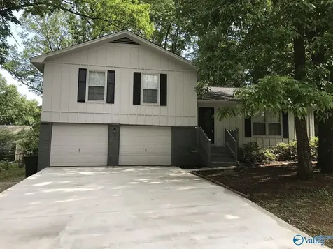 1008 Antietam Road Huntsville AL 35803