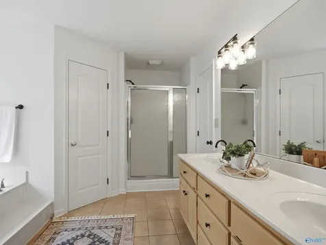 28586 Nora Street Madison AL 35756