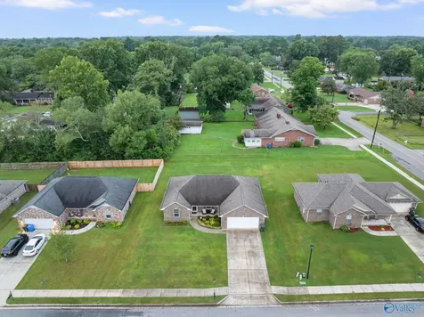 19032 Racheals Loop Athens AL 35611
