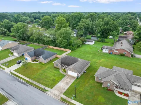 19032 Racheals Loop Athens AL 35611