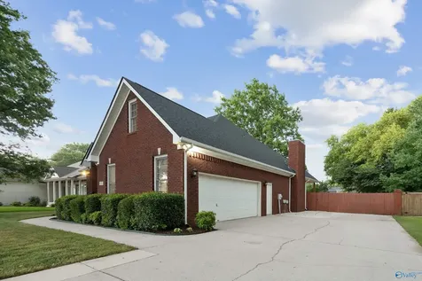 105 Kauffman Circle Madison AL 35758