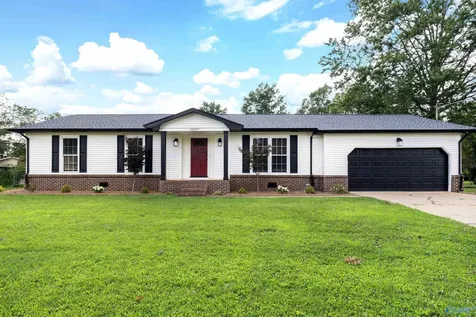 10307 Leicester Drive SW Huntsville AL 35803