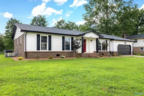 10307 Leicester Drive SW Huntsville AL 35803