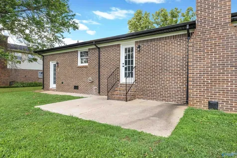 10307 Leicester Drive SW Huntsville AL 35803