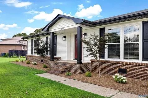10307 Leicester Drive SW Huntsville AL 35803
