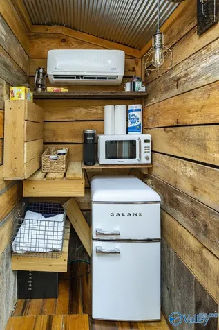 2214 Baker Mountain Road Grant AL 35747