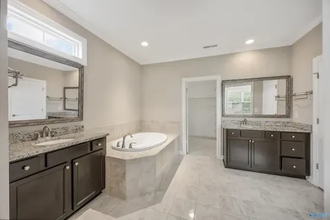 6905 Ridge Pointe Drive Owens Cross Roads AL 35763