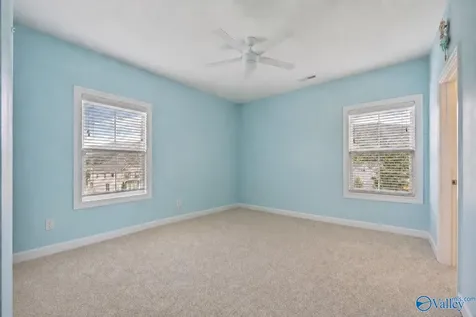 6905 Ridge Pointe Drive Owens Cross Roads AL 35763