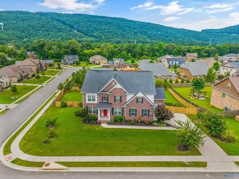 6905 Ridge Pointe Drive Owens Cross Roads AL 35763