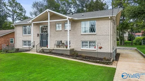 11015 Salmon Drive SE Huntsville AL 35803