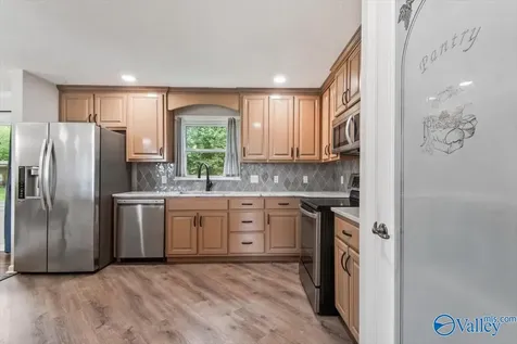 11015 Salmon Drive SE Huntsville AL 35803