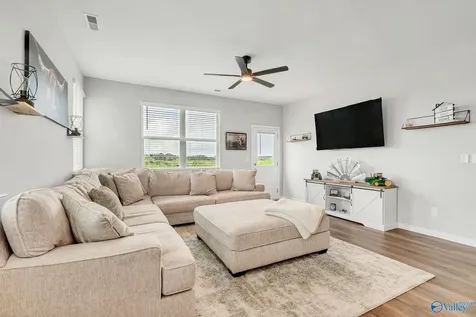 12567 Buck Road Athens AL 35613