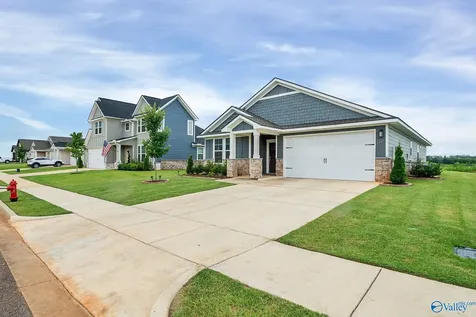 12567 Buck Road Athens AL 35613