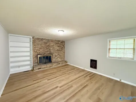 2522 Aspen Avenue NW Huntsville AL 35810