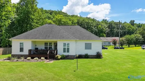 10 Deer Run Road Guntersville AL 35976