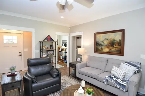 10 Deer Run Road Guntersville AL 35976