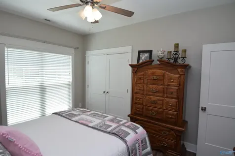 10 Deer Run Road Guntersville AL 35976