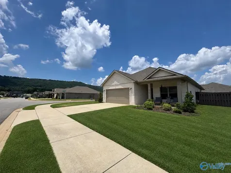 6018 Margie Collins Drive Owens Cross Roads AL 35763