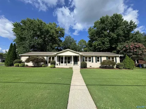 3301 Beverly Drive Huntsville AL 35801