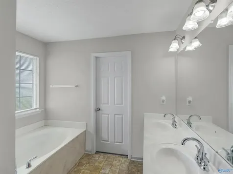 125 Ranier Street Meridianville AL 35761