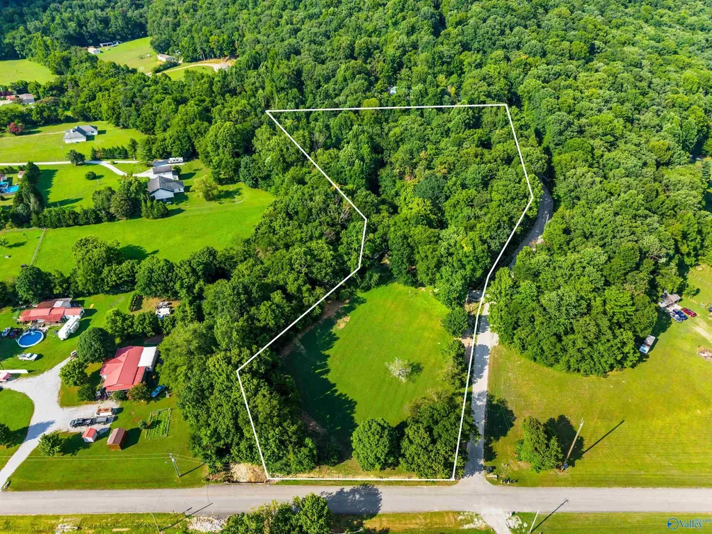 141 Deertrace Parkway New Market AL 35761