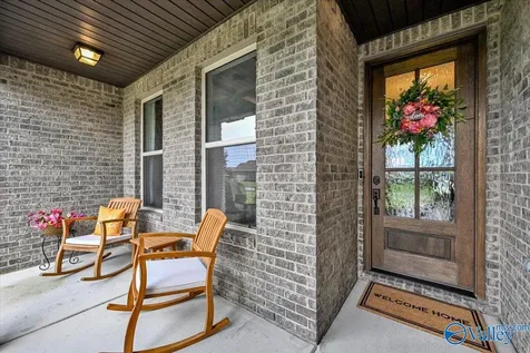 1111 Flatts Trace SW Cullman AL 35055