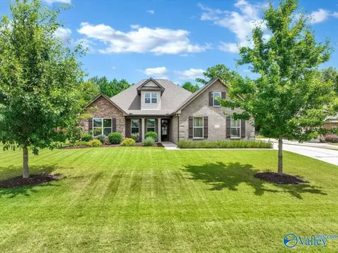 1111 Flatts Trace SW Cullman AL 35055
