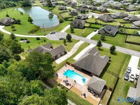 1111 Flatts Trace SW Cullman AL 35055