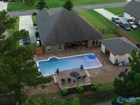 1111 Flatts Trace SW Cullman AL 35055
