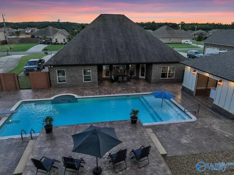 1111 Flatts Trace SW Cullman AL 35055