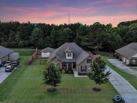 1111 Flatts Trace SW Cullman AL 35055