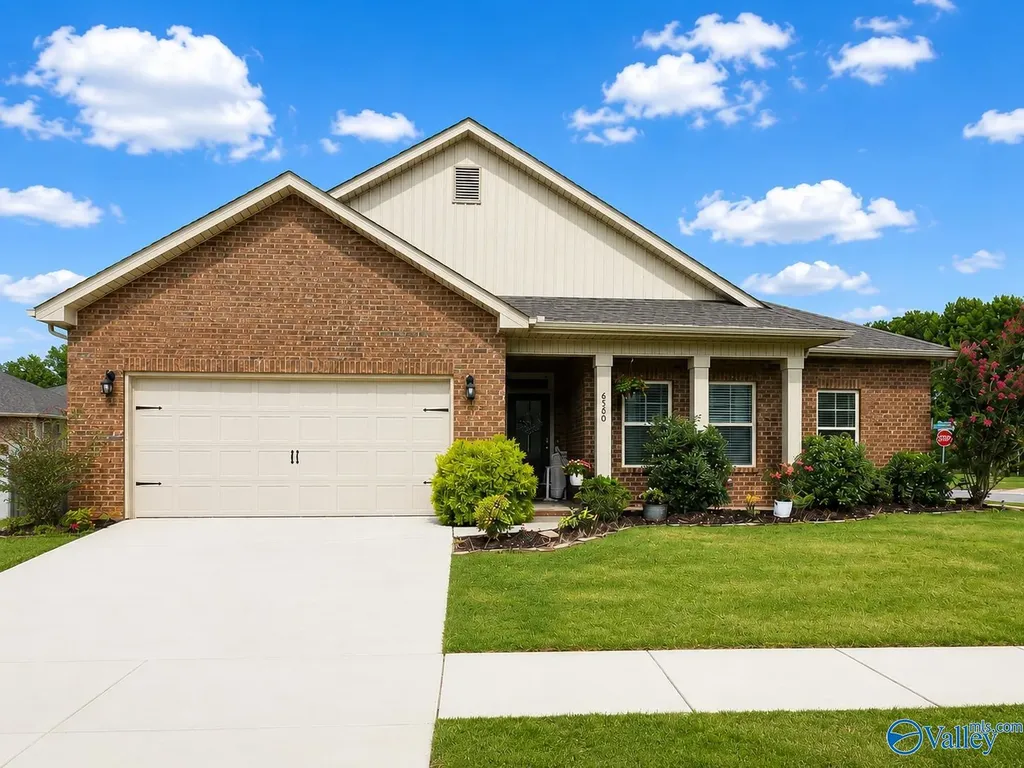 6500 Moon Crest Lane Huntsville AL 35806