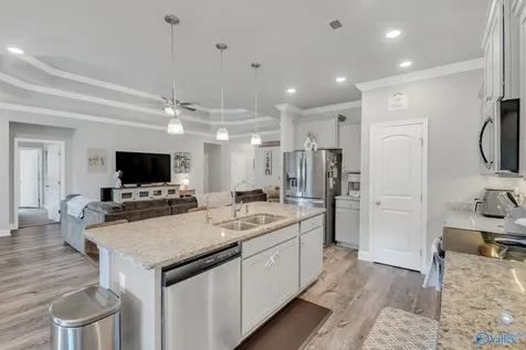 6500 Moon Crest Lane Huntsville AL 35806