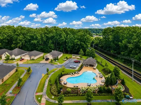 6500 Moon Crest Lane Huntsville AL 35806