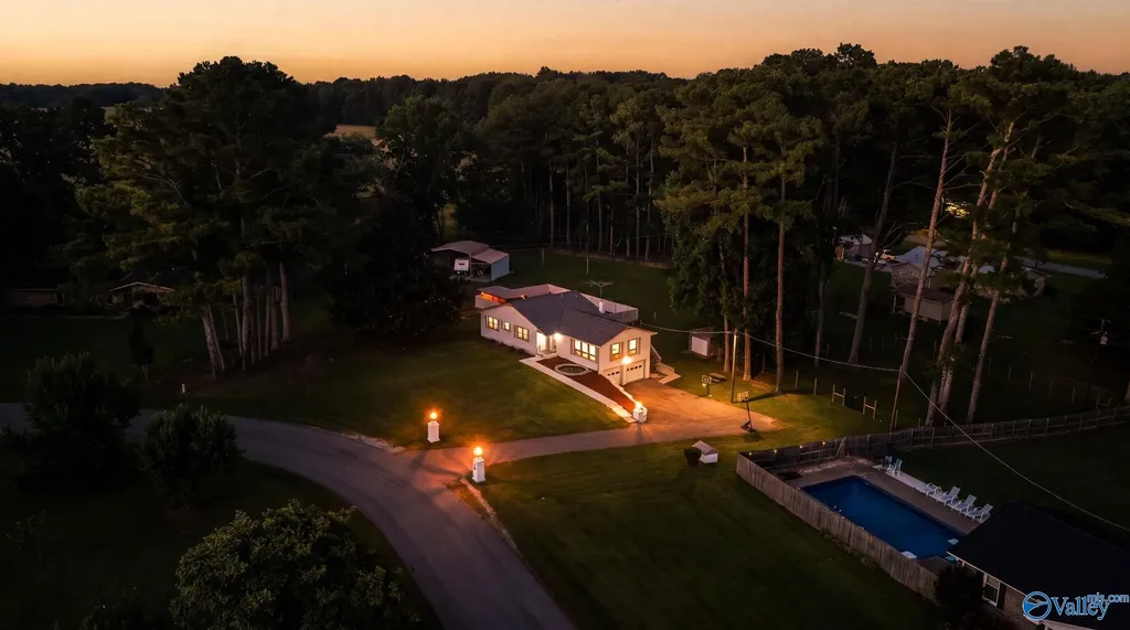 13 West Road Fayetteville TN 37334