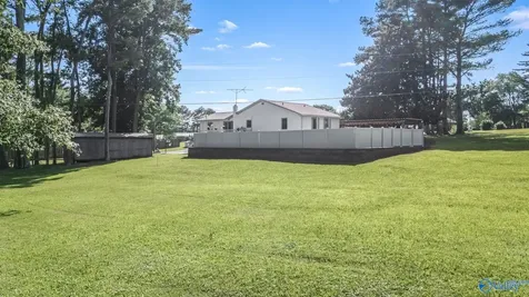 13 West Road Fayetteville TN 37334