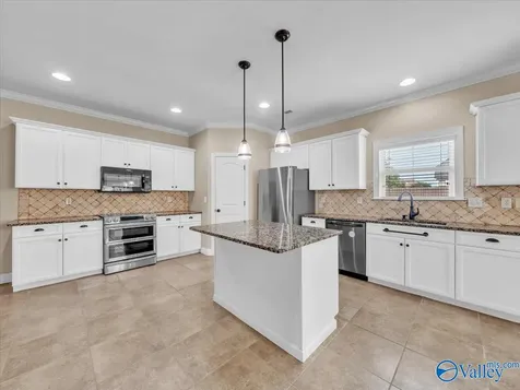 8 Crimson Cloud Boulevard SW Huntsville AL 35824