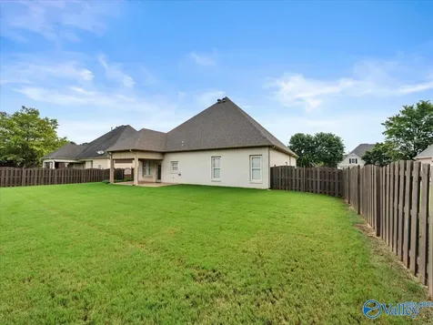 8 Crimson Cloud Boulevard SW Huntsville AL 35824