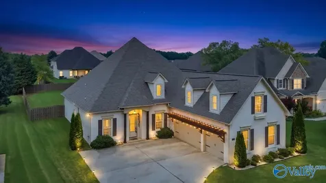 8 Crimson Cloud Boulevard SW Huntsville AL 35824