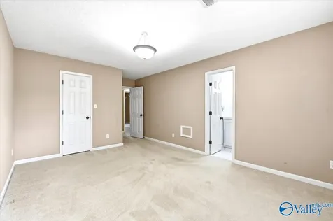 14002 Siniard Circle Huntsville AL 35803