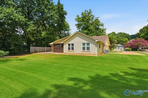 14002 Siniard Circle Huntsville AL 35803