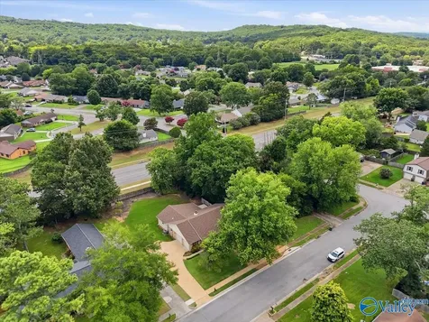 14002 Siniard Circle Huntsville AL 35803