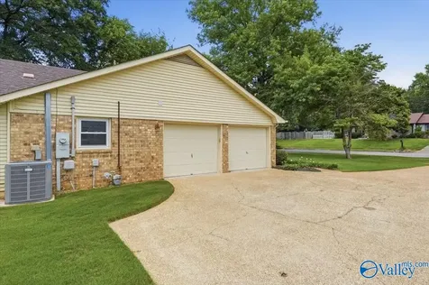 14002 Siniard Circle Huntsville AL 35803