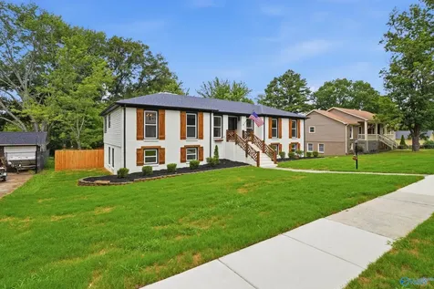 10220 Melanie Drive SE Huntsville AL 35803