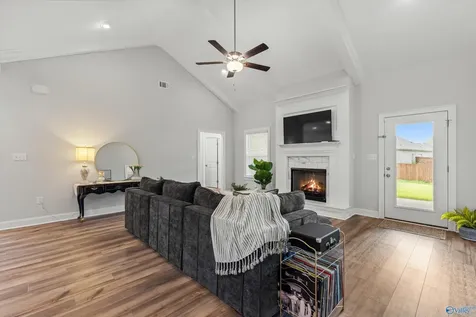 112 Nuckolls Lane Meridianville AL 35759