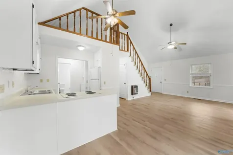 5615 Cherrywood Drive Guntersville AL 35976