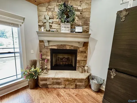3519 Colonial Drive Guntersville AL 35976